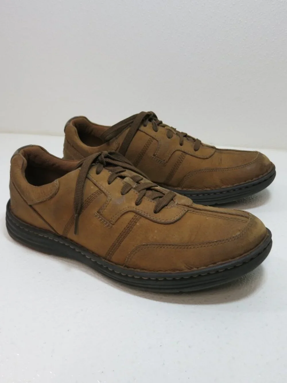 Dunham New Balance Leather Casual Comfort Footwear Oxfords Shoes Sz 9.5 D